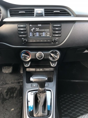 Kia Rio xline